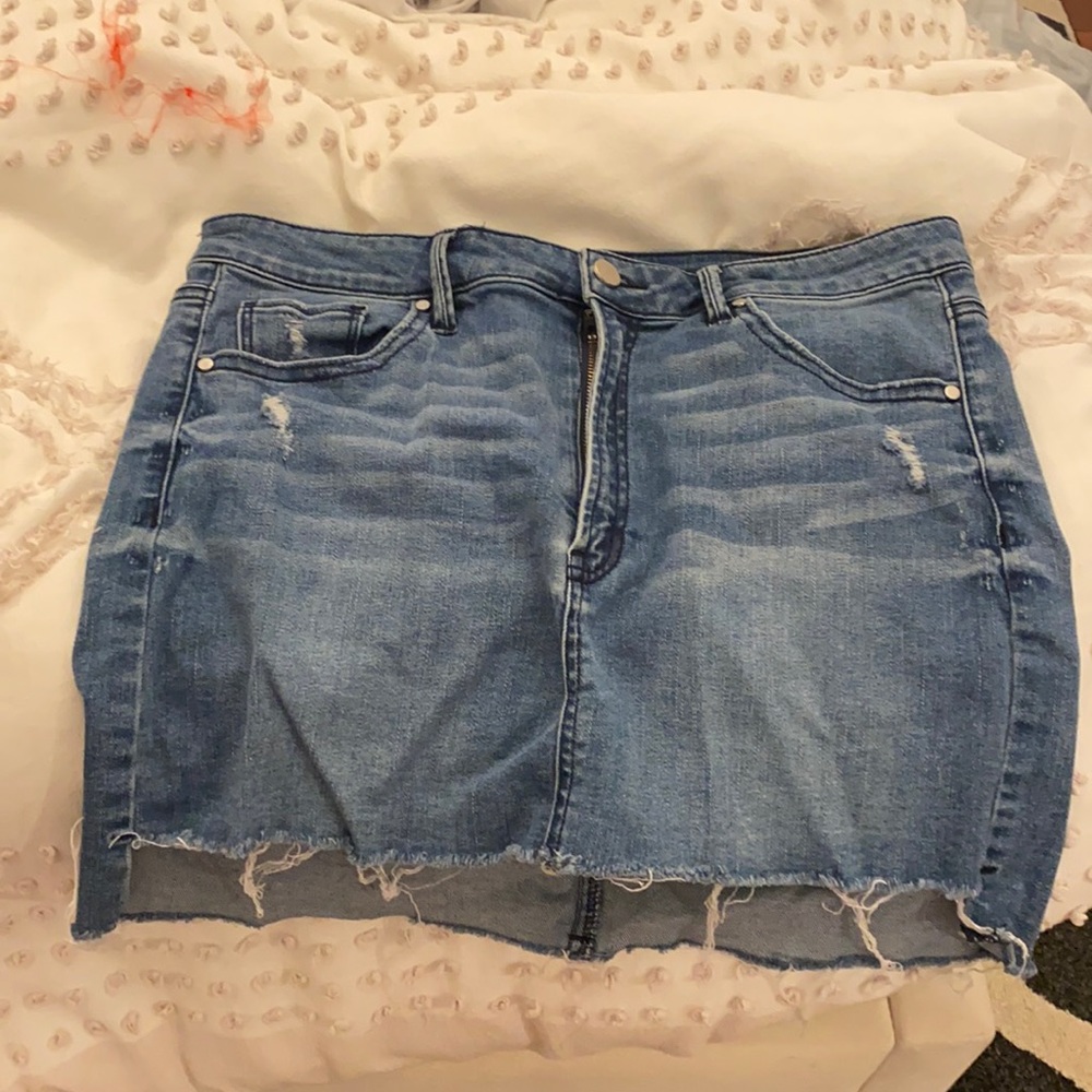 Denim skirt (excellent quality with stretch)